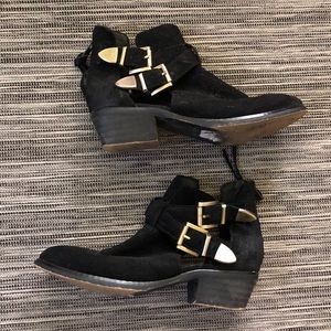 Steve Madden booties